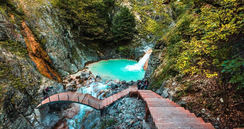 Uçaklı Karadeniz Yaylalar ve Batum Turu | 3 Gece Otel Konaklamalı