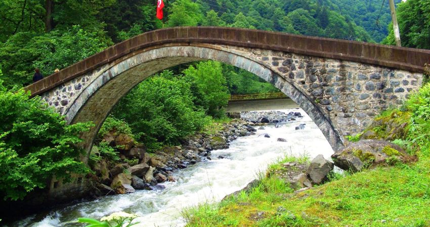 Eskişehir çıkışlı Karadeniz Yaylalar ve Batum Turu | 4 Gece Otel Konaklamalı