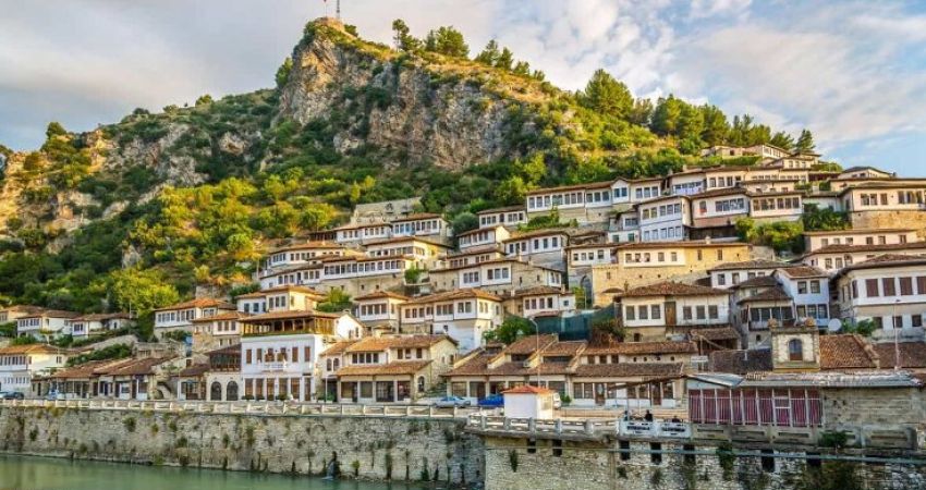 Air Serbia ile Balkan Atlasi 6 Ulke Vizesiz INI-INI (Tum Turlar, Aksam Yemekleri ve Balkan Gecesi Dahil)