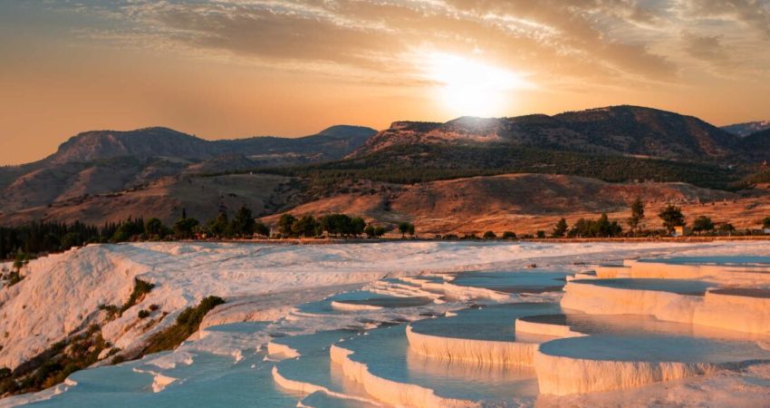Ankara Çıkışlı Isparta Gül Hasadı Salda Gölü ve Pamukkale Turu | 1 Gece Otel Konaklamalı