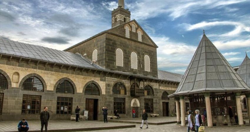 Uçaklı Butik Mardin Diyarbakır Göbeklitepe Turu | 2 Gece 3 Gün
